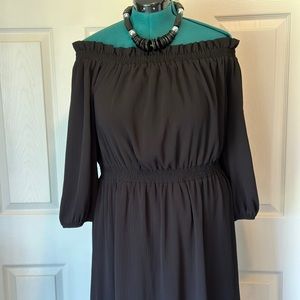 🩷Like new, black midi convertible neck dress. Lane Bryant 18/20. Boho-chic.🩷